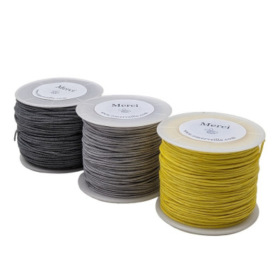 Spool of gray waxed cotton thread 003 70m 1mm