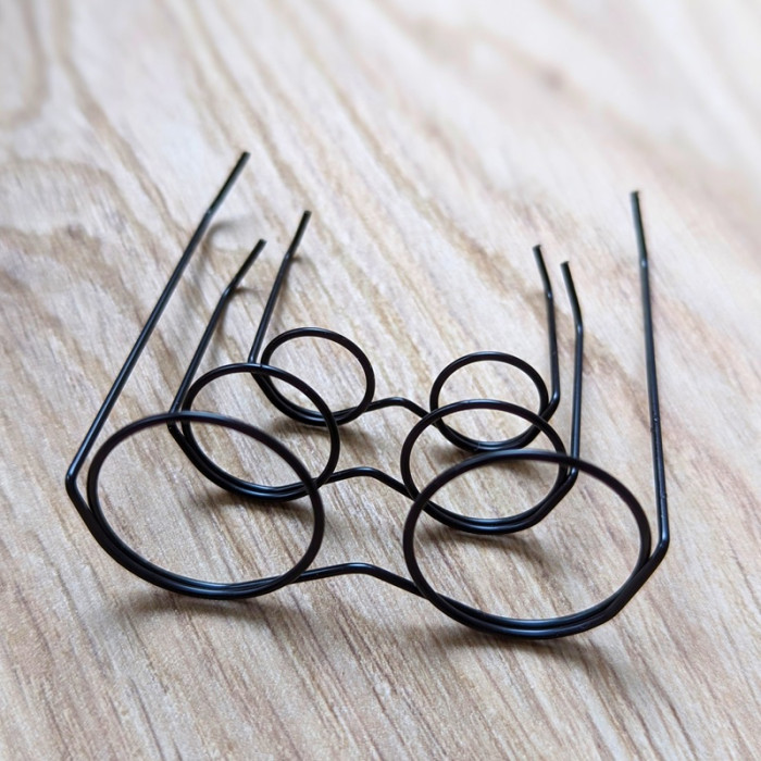 2 pairs of miniature black metal glasses model 3 cm