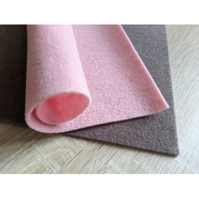 Petal wool felt coupon 30 x 30 cm